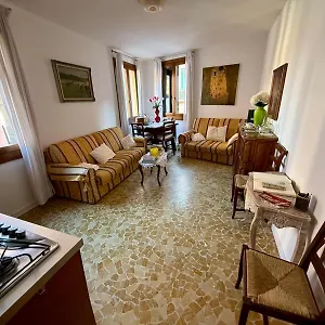 Guest house Residenza De L'osmarin Venice